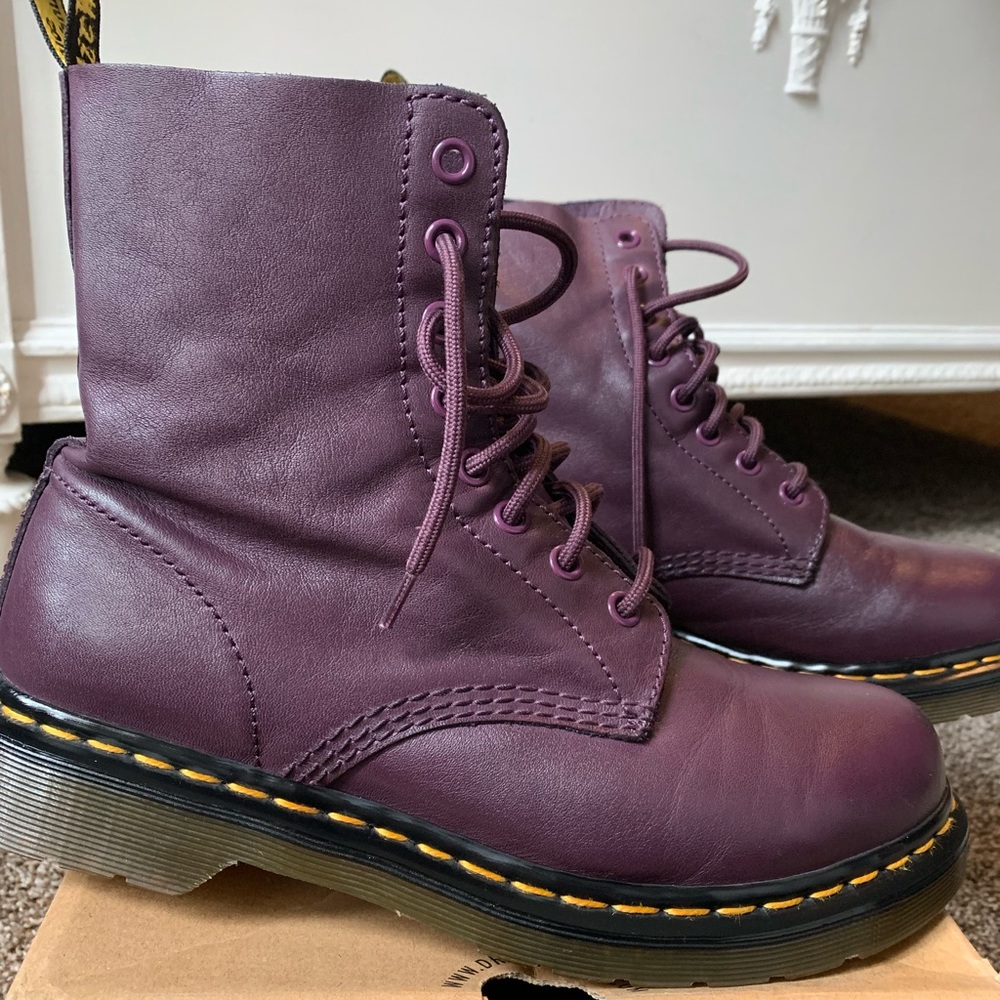 Women’s Dr. Martens- Pascal, Air Wair